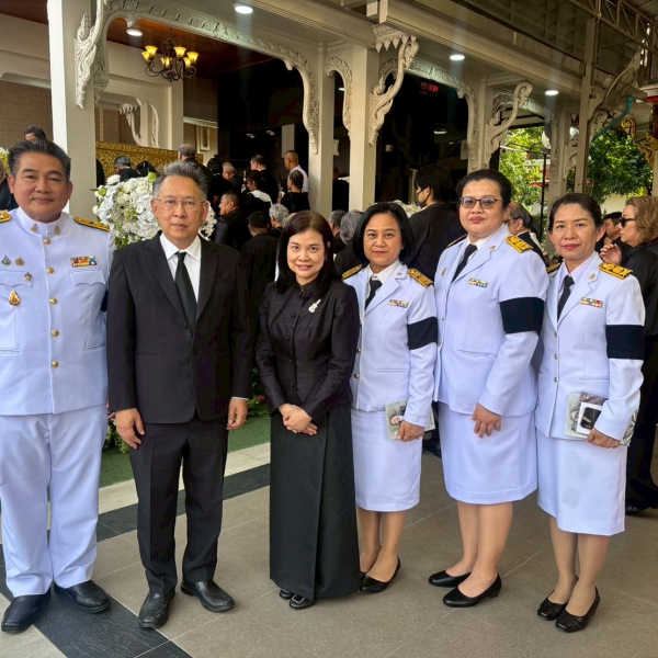 พิธีพระราชทานเพลิงศพ ผู้ช่วยศาสตราจารย์ พันเอก ชูชาติ พิทักษากร ศิลปินแห่งชาติ