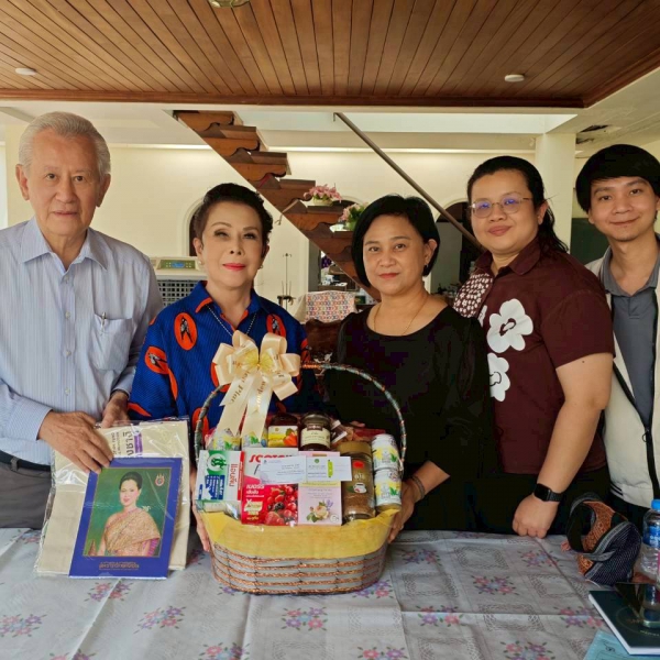 กองกองทุนส่งเสริมงานวัฒนธรรม เข้าเยี่ยมนางเอก นันทนาคร ศิลปินแห่งชาติ