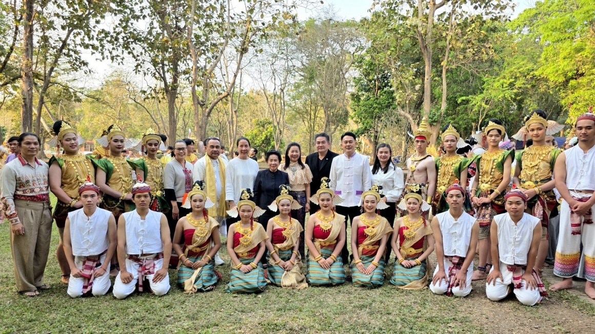 ศิลปินแห่งชาติ สร้างศิลปินของชาติ สร้างสรรค์การแสดงโขนครั้งแรกในประวัติศาสตร์เมืองเชียงแสน