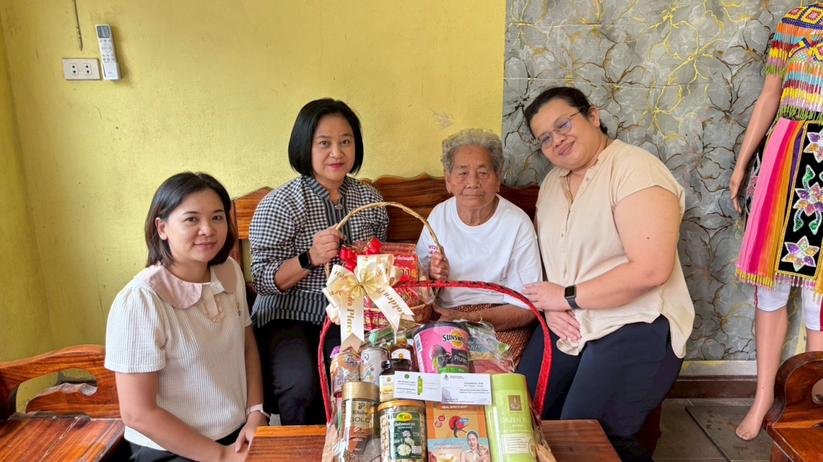 กองกองทุนส่งเสริมงานวัฒนธรรม เยี่ยมศิลปินแห่งชาติและผู้มีผลงานดีเด่นฯ ในพื้นที่ภาคใต้ วันที่ ๑