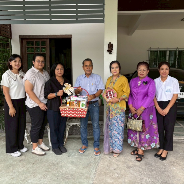 กองกองทุนส่งเสริมงานวัฒนธรรม เยี่ยมศิลปินแห่งชาติและผู้มีผลงานดีเด่นฯ ในพื้นที่ภาคใต้ วันที่ ๒