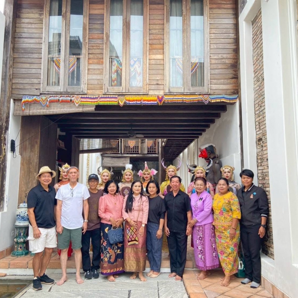 กองกองทุนส่งเสริมงานวัฒนธรรม เยี่ยมศิลปินแห่งชาติและผู้มีผลงานดีเด่นฯ ในพื้นที่ภาคใต้ วันที่ ๓