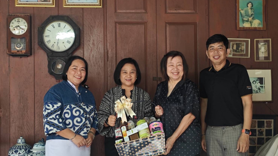 กองกองทุนส่งเสริมงานวัฒนธรรม เยี่ยมนางนันทพร ศานติเกษม ศิลปินแห่งชาติ