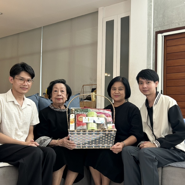 กองกองทุนส่งเสริมงานวัฒนธรรม เยี่ยมนางรัตติยะ วิกสิตพงศ์ ศิลปินแห่งชาติ