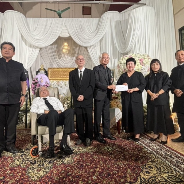 พิธีสวดพระอภิธรรม นายสมบูรณ์สุข นิยมศิริ ศิลปินแห่งชาติ