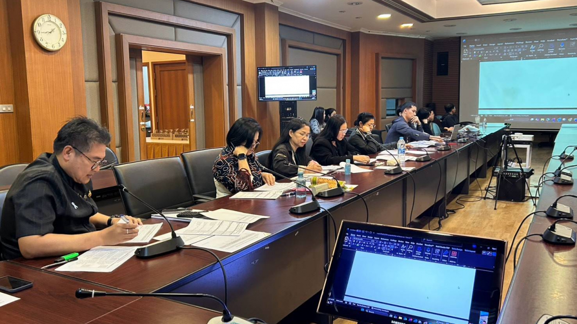 กองทุนส่งเสริมงานวัฒนธรรมเข้าประชุมร่วม ๓ ฝ่าย เพื่อหารือร่างตัวชี้วัดของกองทุนส่งเสริมงานวัฒนธรรม ประจำปีบัญชี ๒๕๗๐